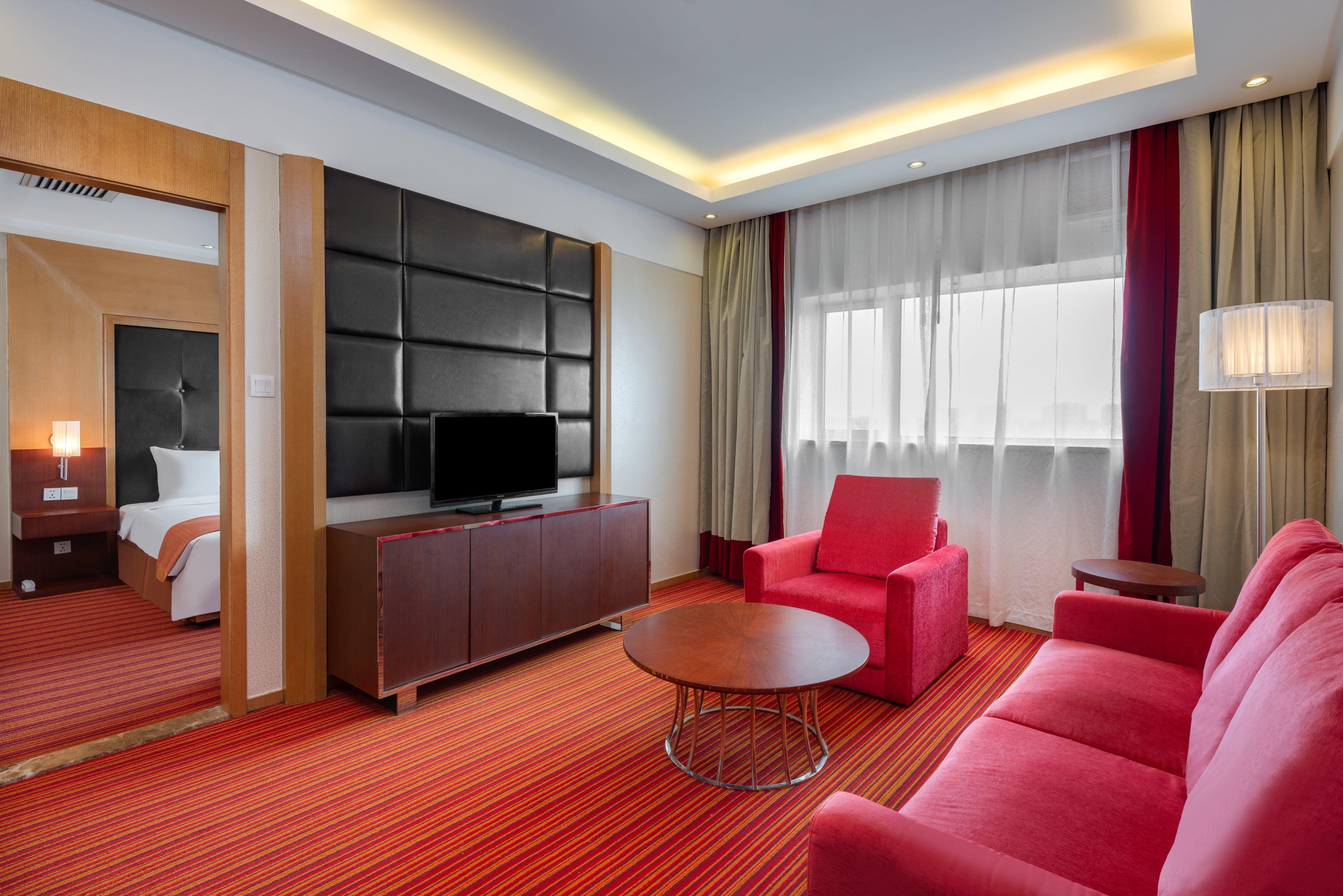 Holiday Inn Express Shanghai New Hongqiao, An Ihg Hotel Экстерьер фото
